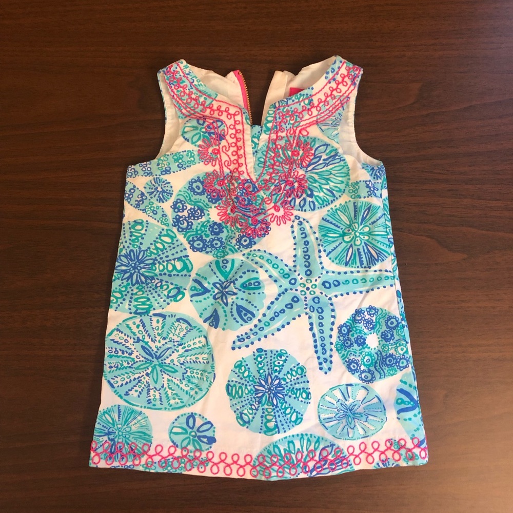 Set of Mommy and Me Lily Pulitzer dresses.